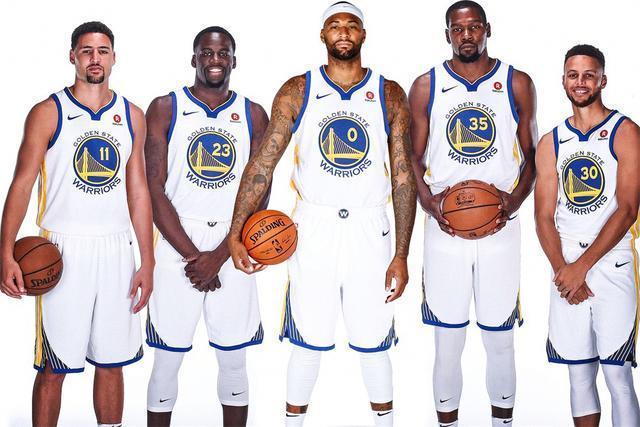 与烟雾掩护 与烟雾掩护